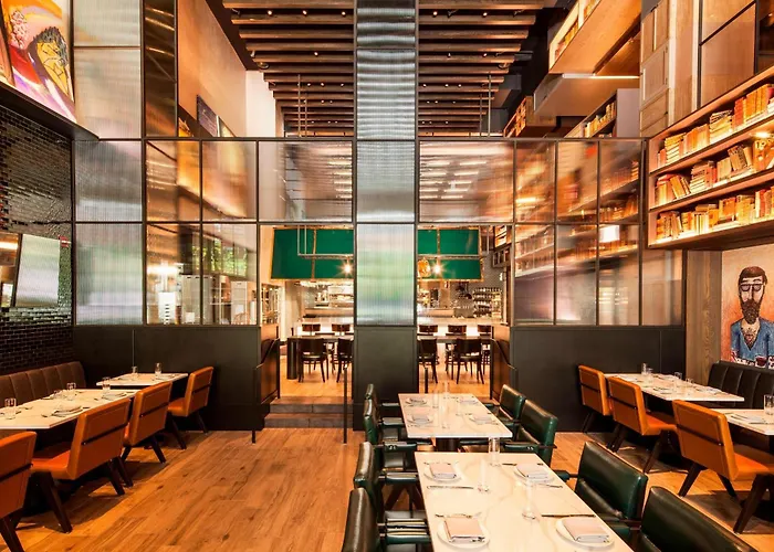 Hotel Emc2, Autograph Collection Chicago