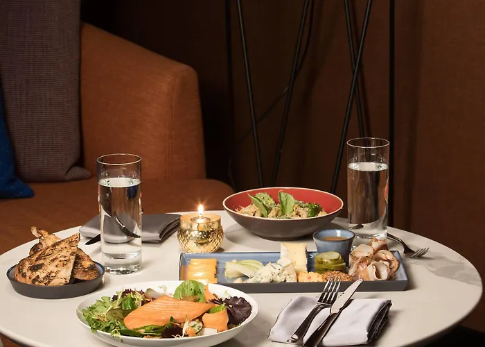 Emc2, Autograph Collection Hotel Chicago