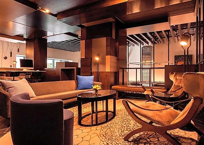 Hotel Emc2, Autograph Collection 4*