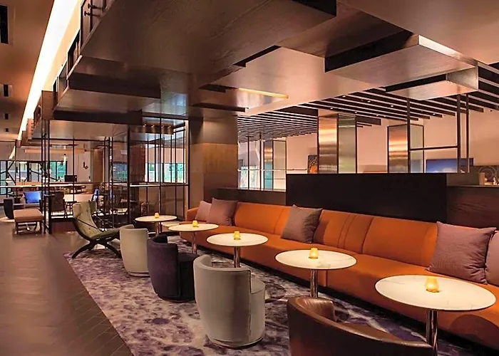 Emc2, Autograph Collection Hotel