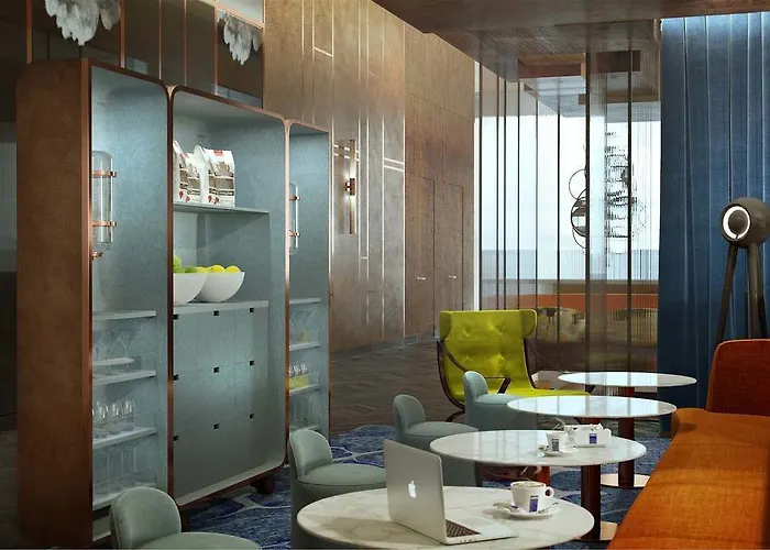 Hotel Emc2, Autograph Collection Chicago